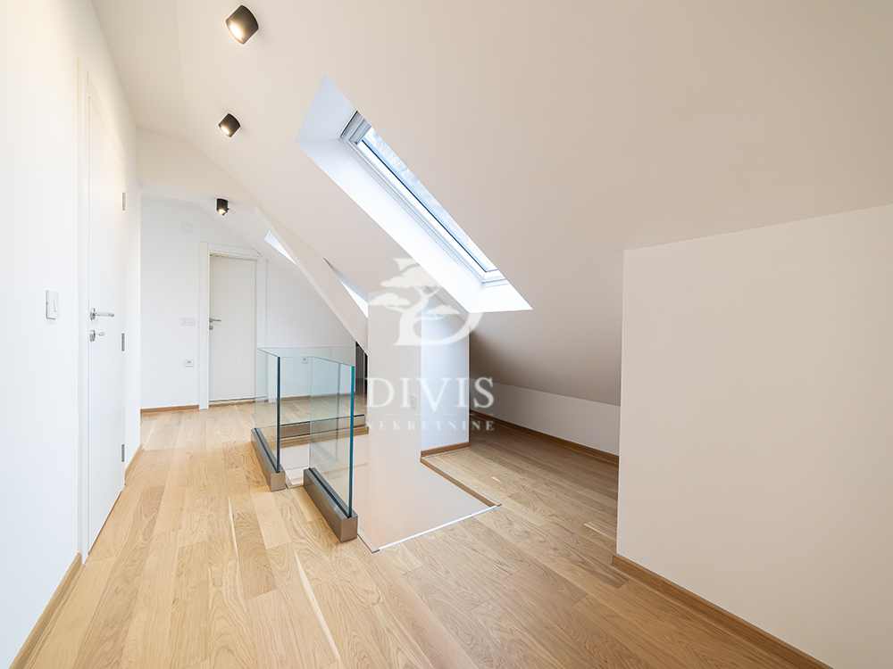 Slika 8 - Kraljice Natalije, Četvoroiposoban stan na prodaju, 131m2, 440.000€